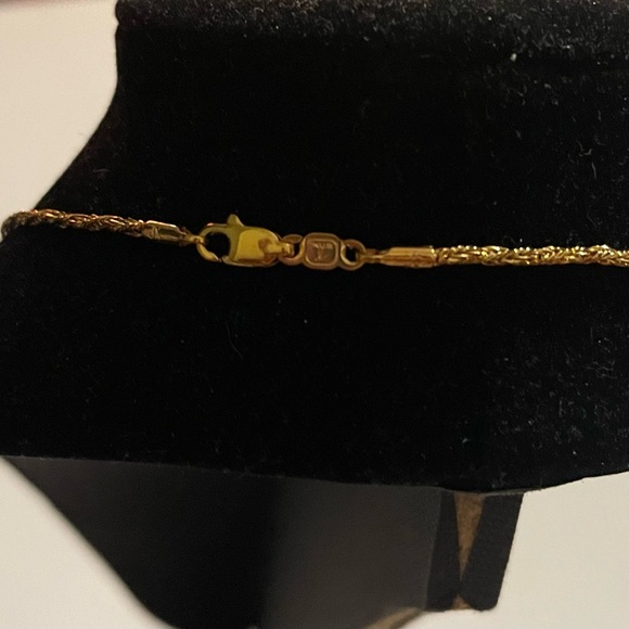 FASHION JEWELRY NECKLACE WITH TEAR DROP PEARL PENDANT STAINLESS STEEL GOLD COLOR - Picture 5 of 5